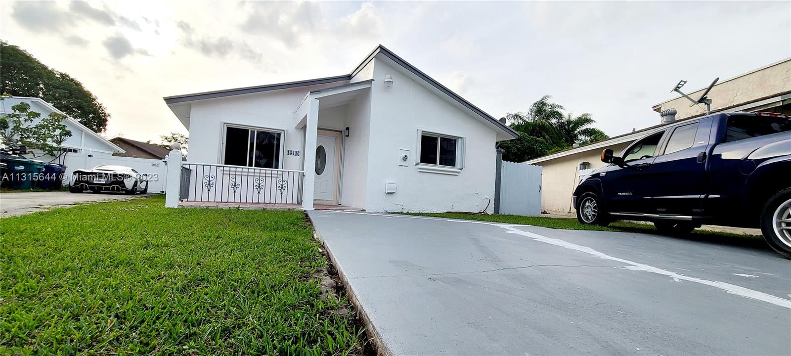 SUNNY GARDENS ESTATES I - Residential Lease