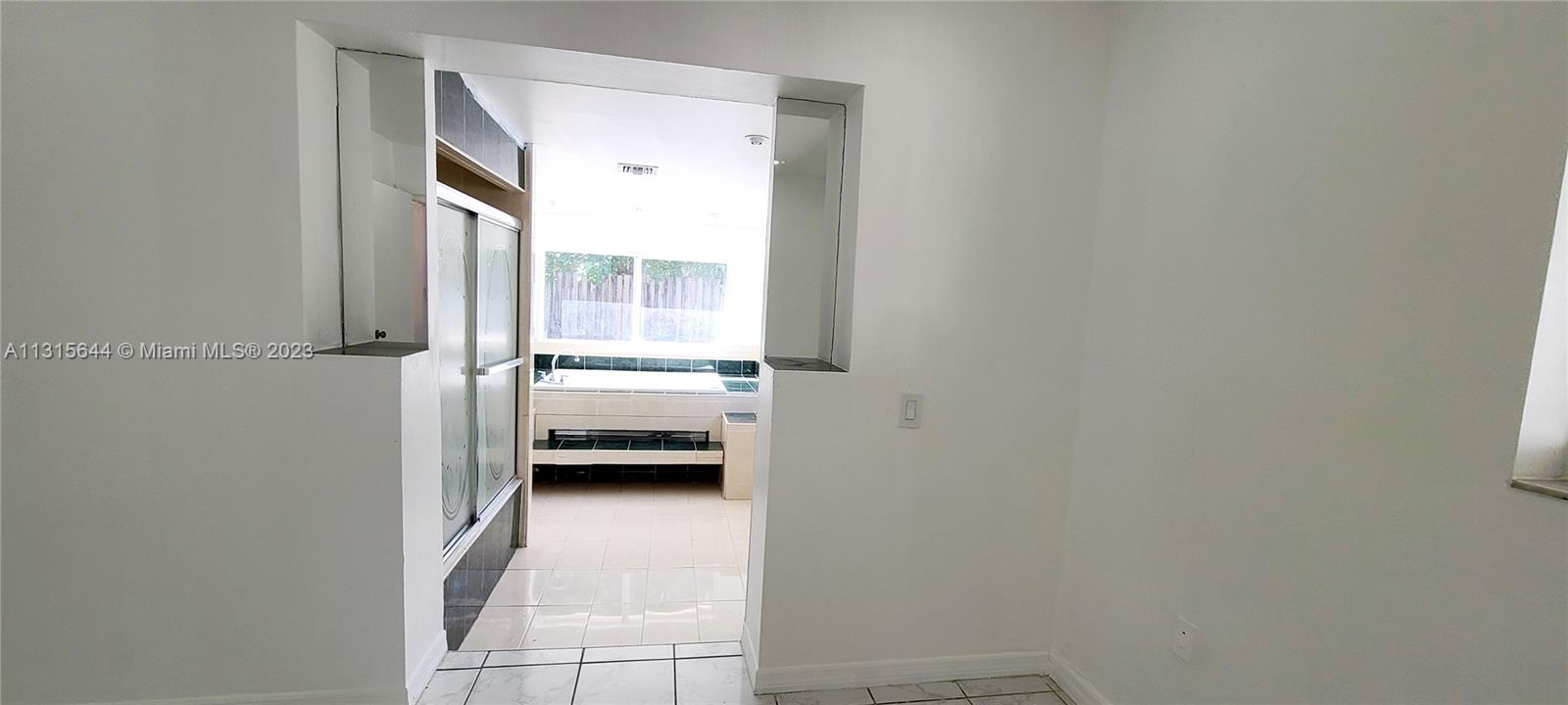 SUNNY GARDENS ESTATES I - Residential Lease