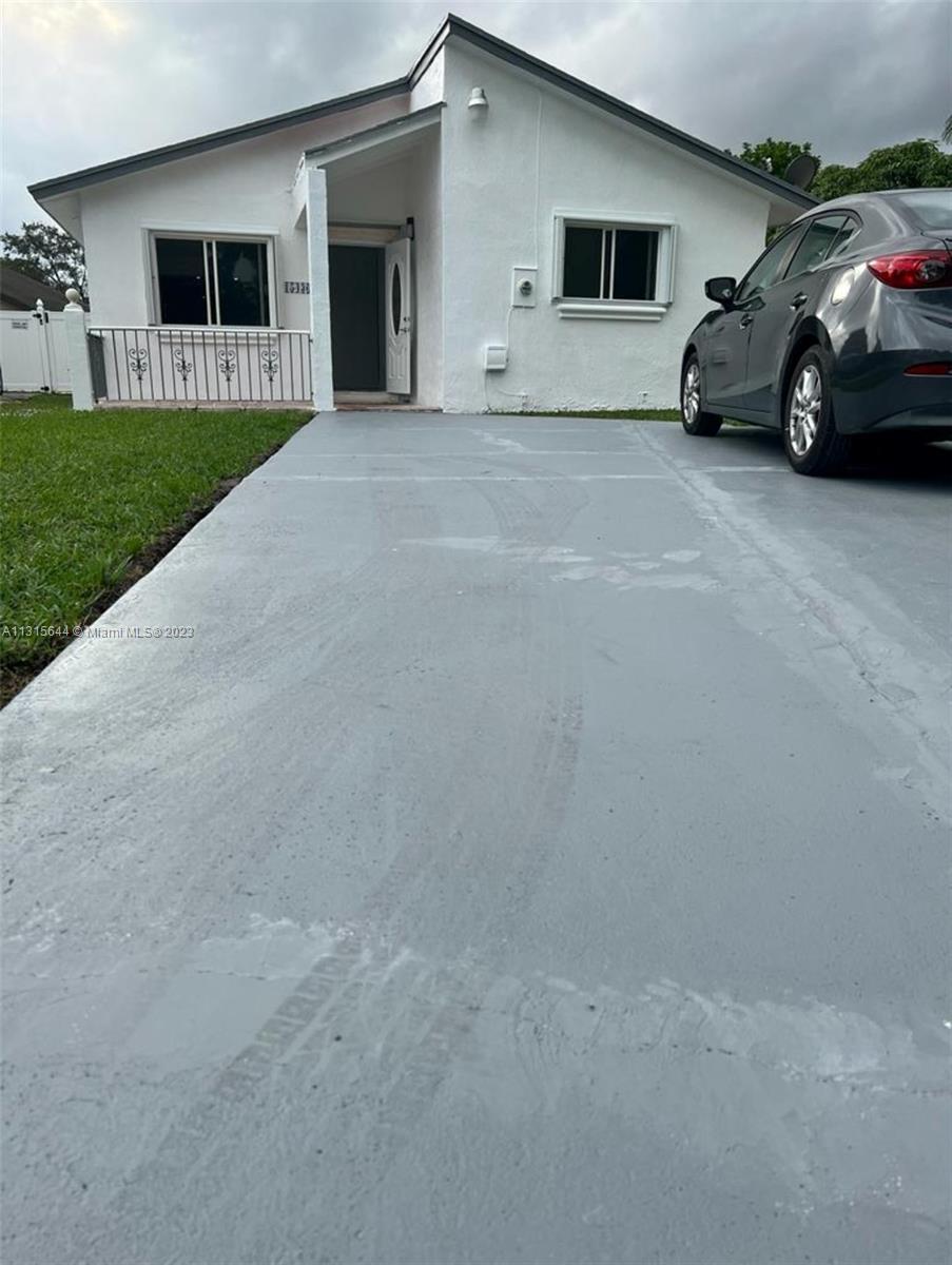 SUNNY GARDENS ESTATES I - Residential Lease