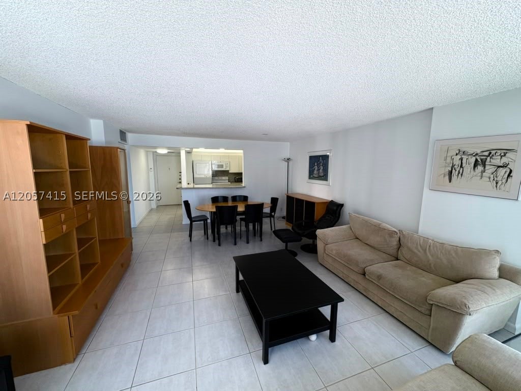 1865 Brickell Ave A811