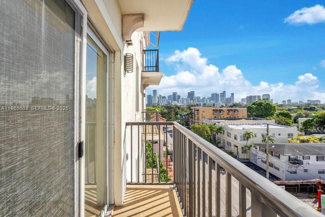 LAWRENCE ESTATE LAND CO - Residential Lease