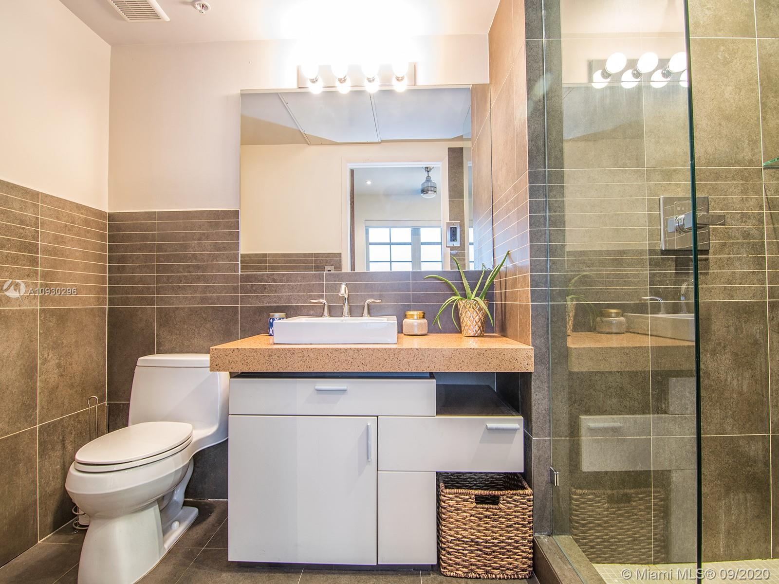 ARTECITY GOVERNOR CONDO - Residential