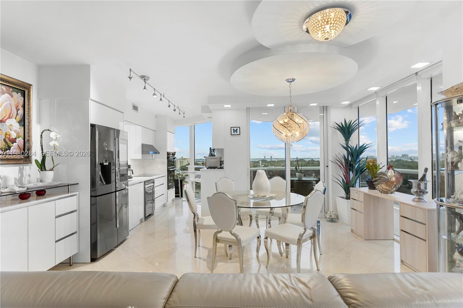 GREEN DIAMOND CONDO - Residential