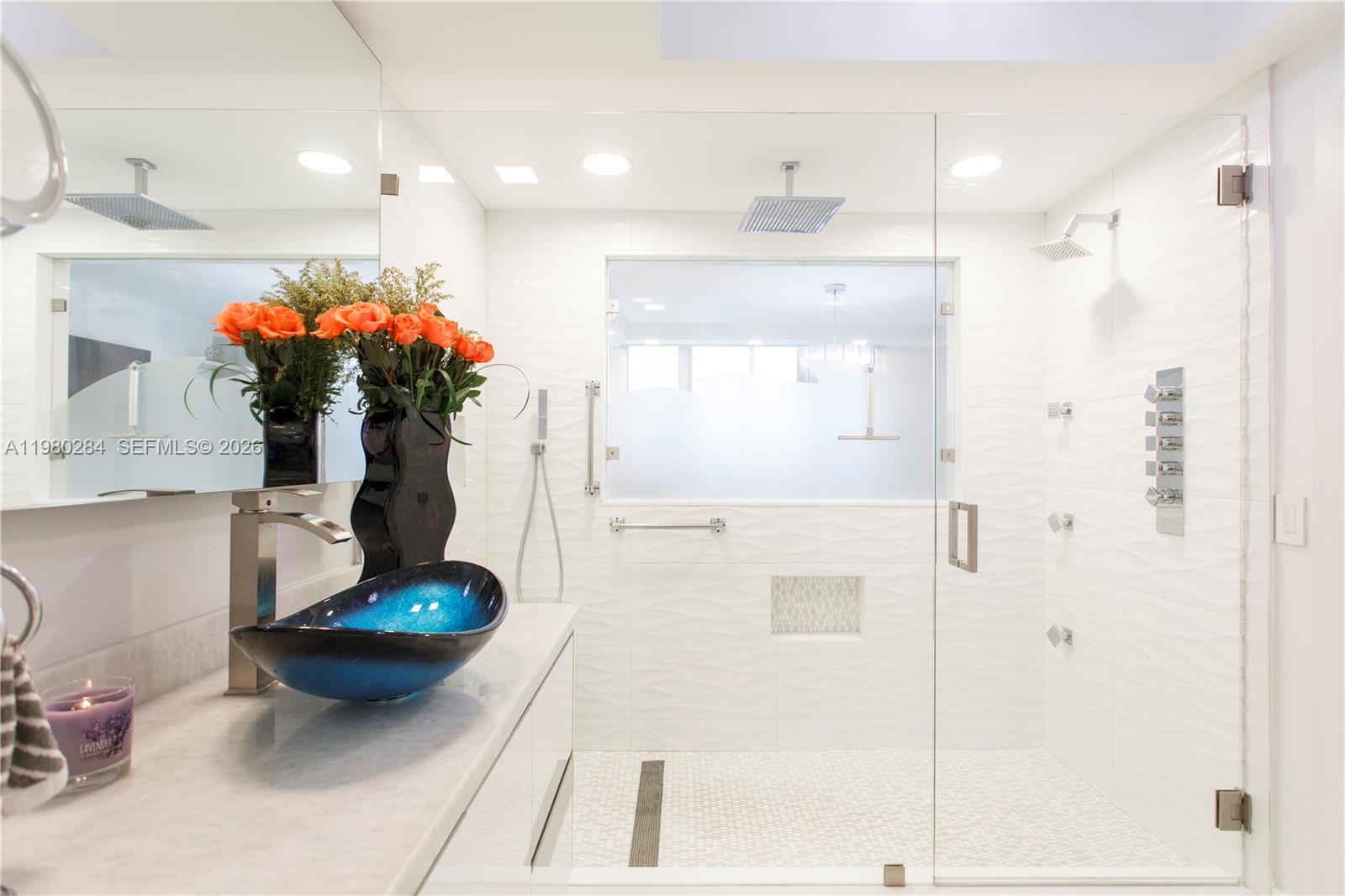 GREEN DIAMOND CONDO - Residential