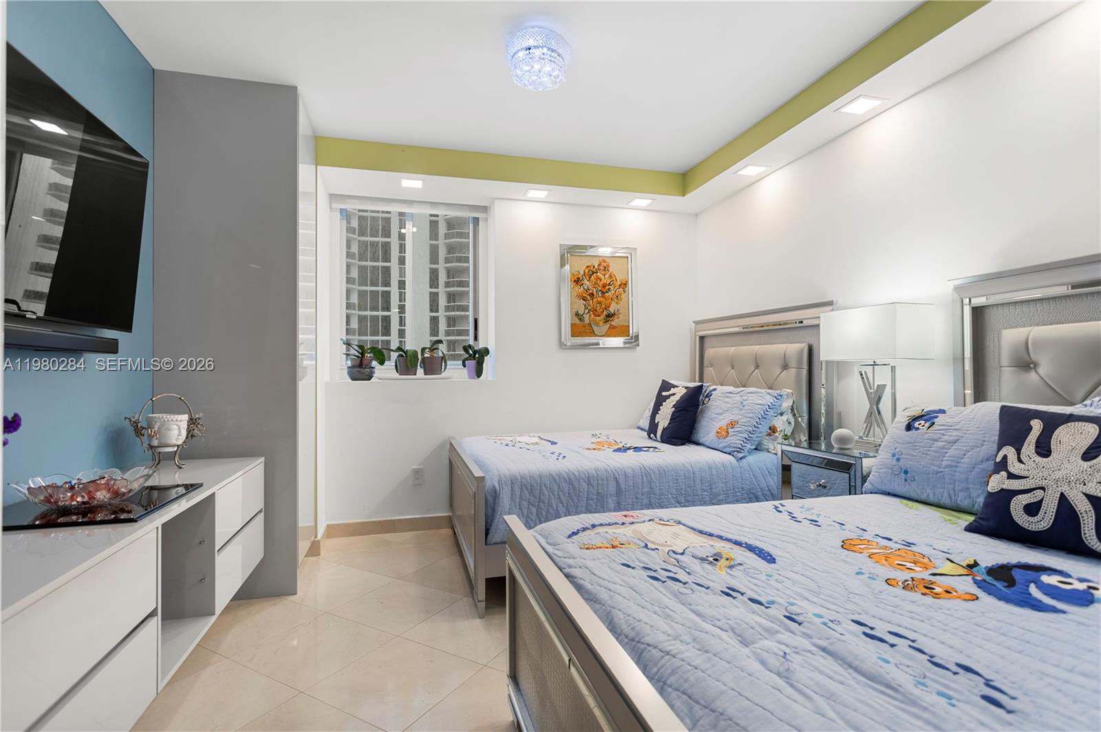 GREEN DIAMOND CONDO - Residential