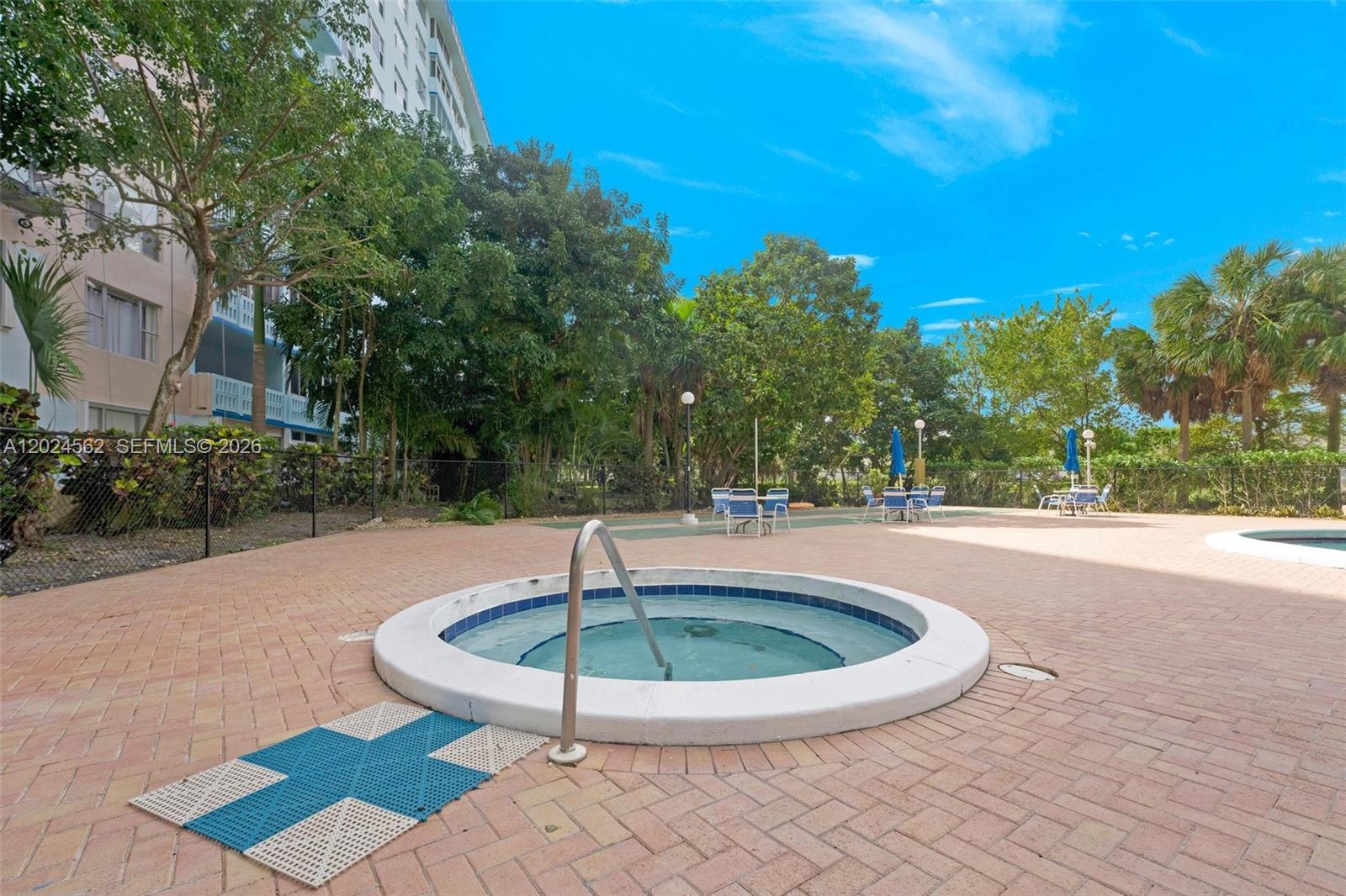 HILLCREST EAST NO 26 COND - Residential