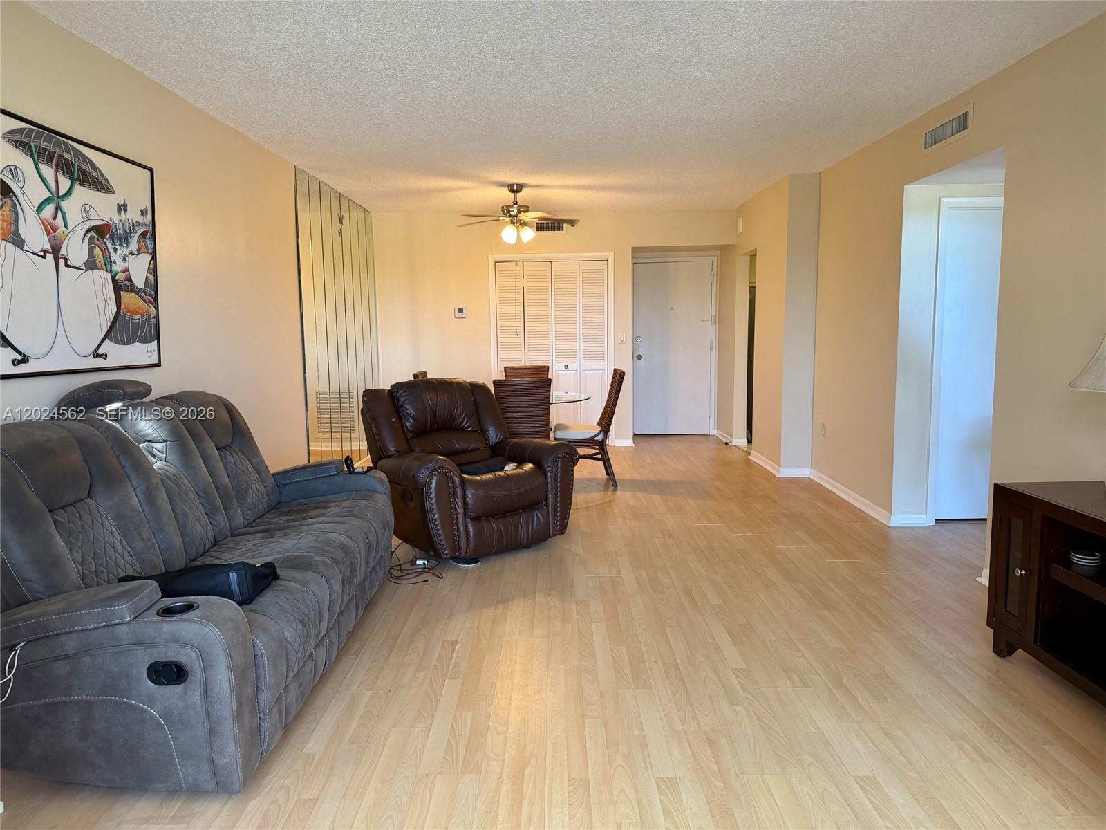 HILLCREST EAST NO 26 COND - Residential