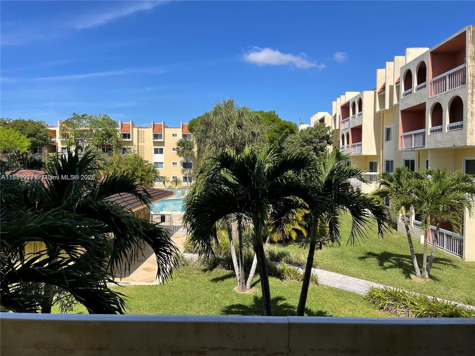 7815 N Camino Real Real I-216, Miami, Broward County, Florida - 2 Bedrooms  
1 Bathrooms - 