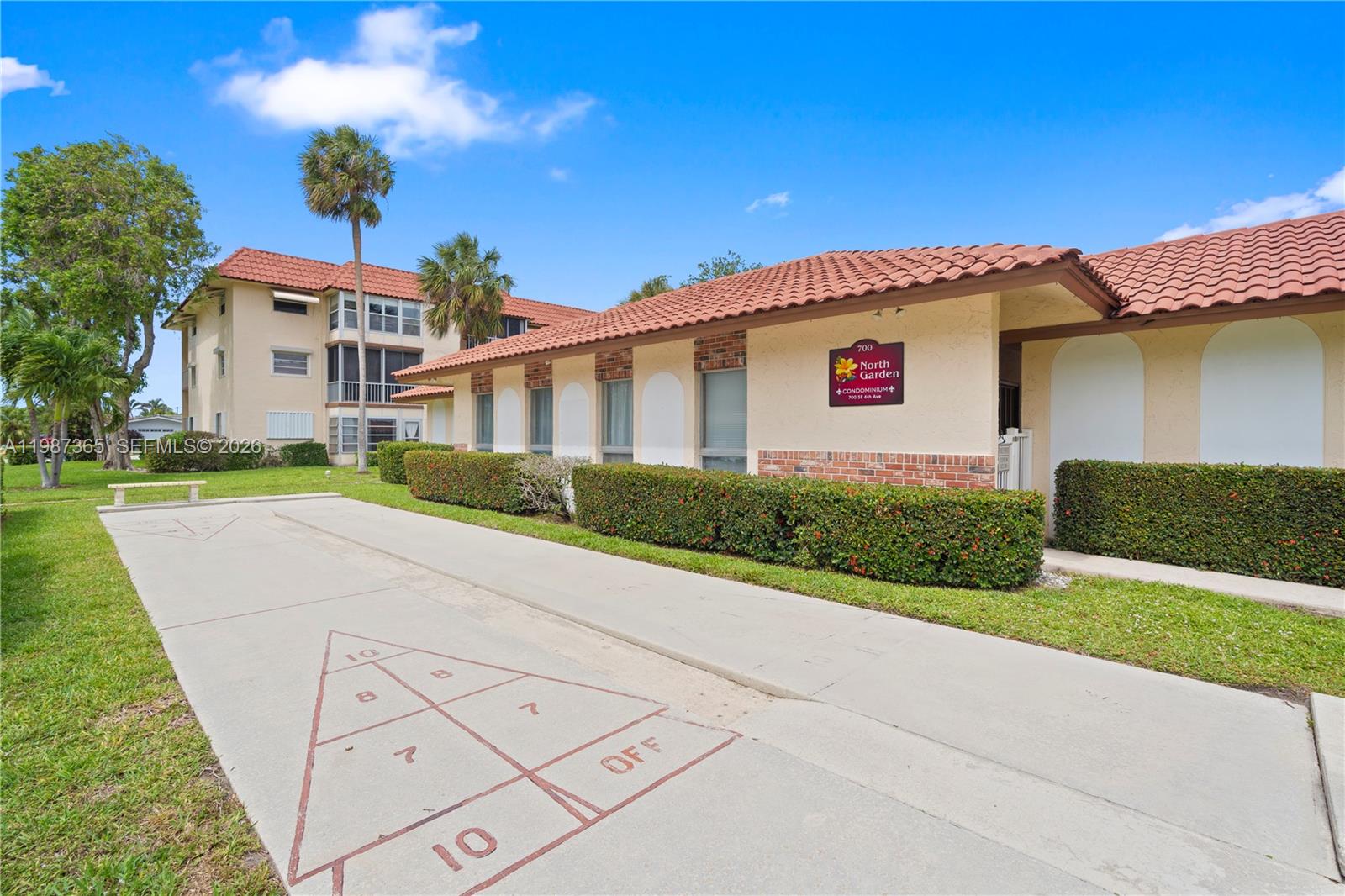 NORTH GARDEN CONDO OF DEE - Residential