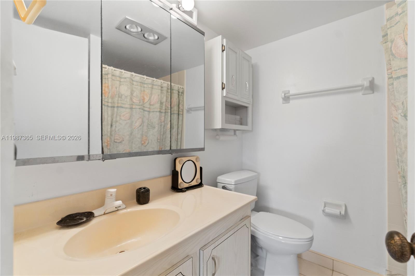 NORTH GARDEN CONDO OF DEE - Residential