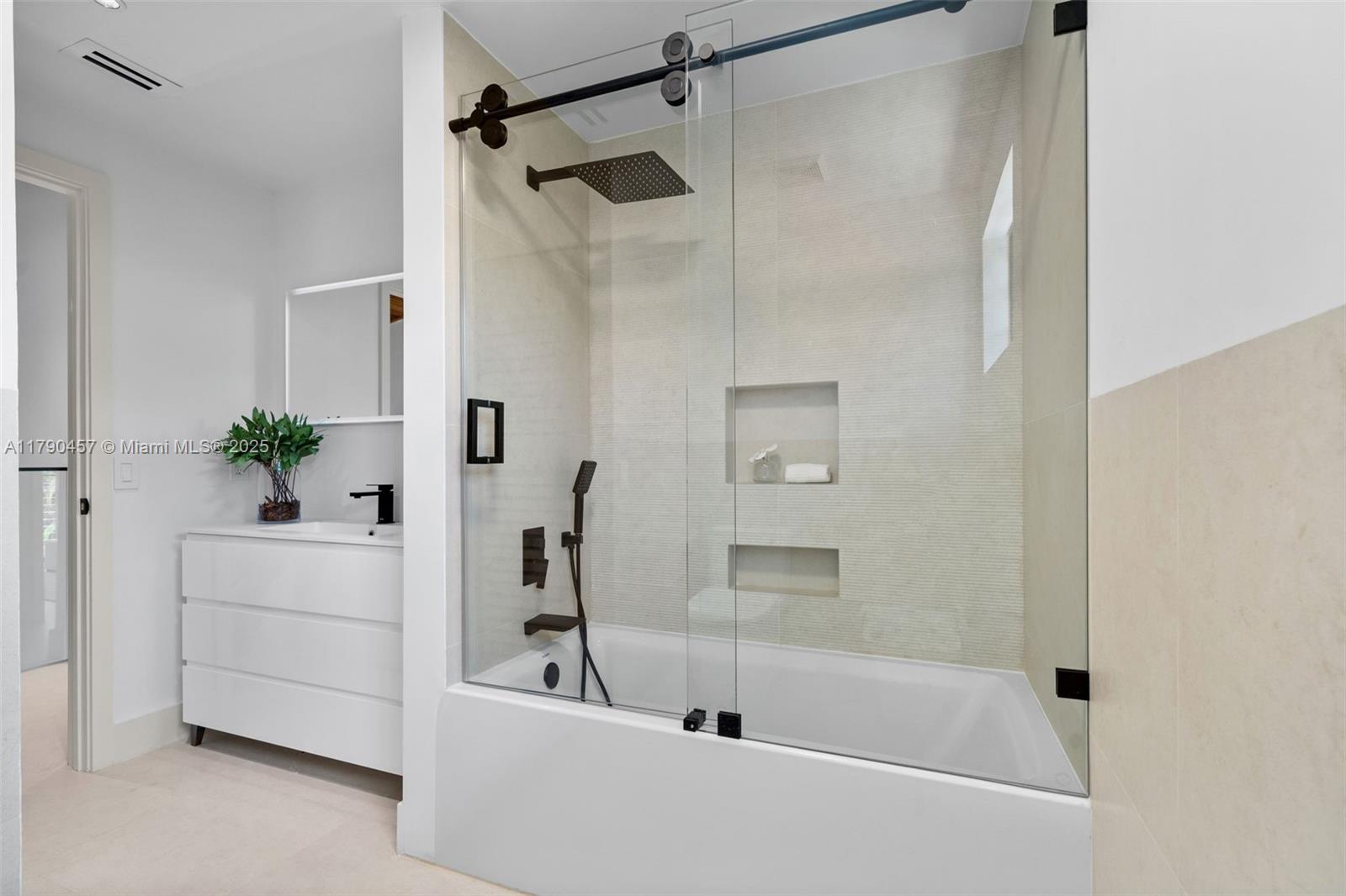 CORAL GABLES SEC B - Residential