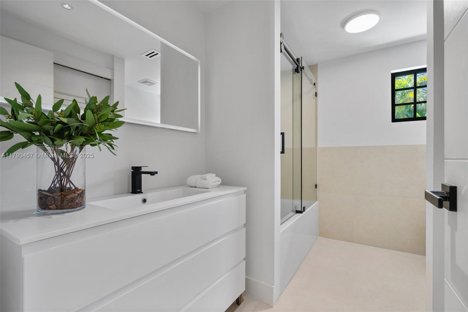 CORAL GABLES SEC B - Residential