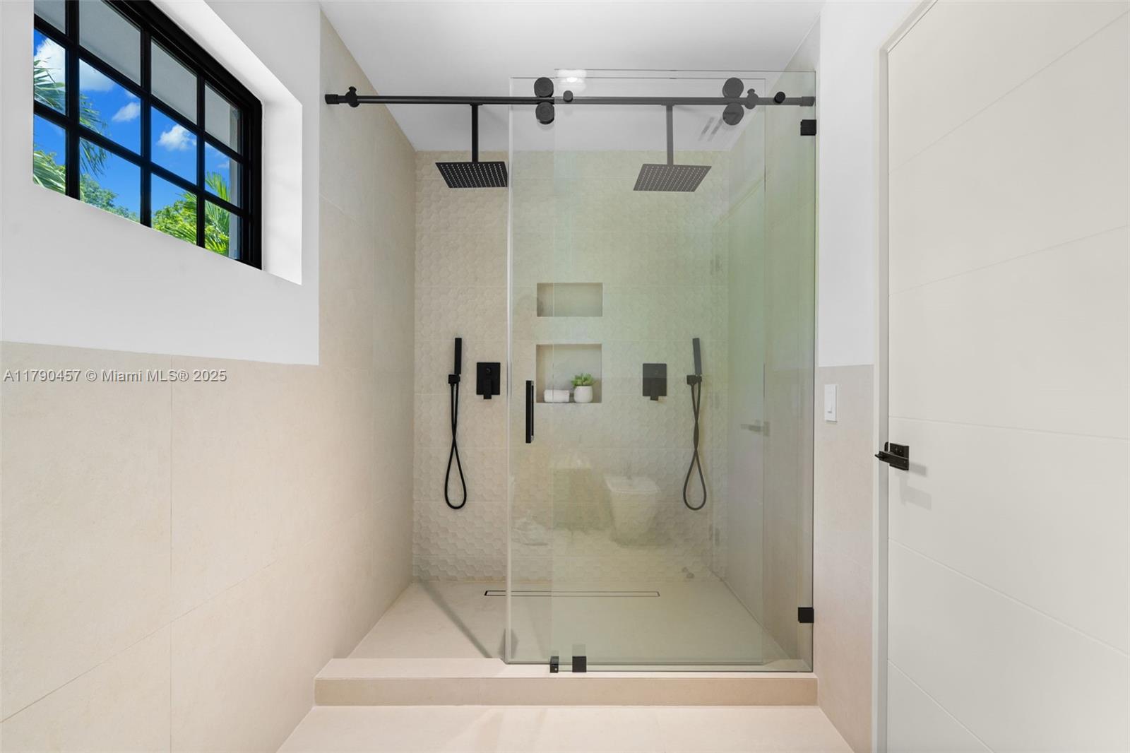 CORAL GABLES SEC B - Residential