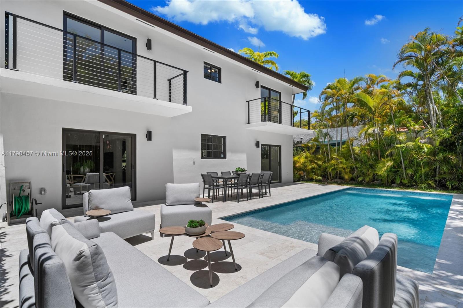 Property for Sale at 516 Majorca Ave, Coral Gables, Broward County, Florida - Bedrooms: 3 
Bathrooms: 3  - $2,620,000
