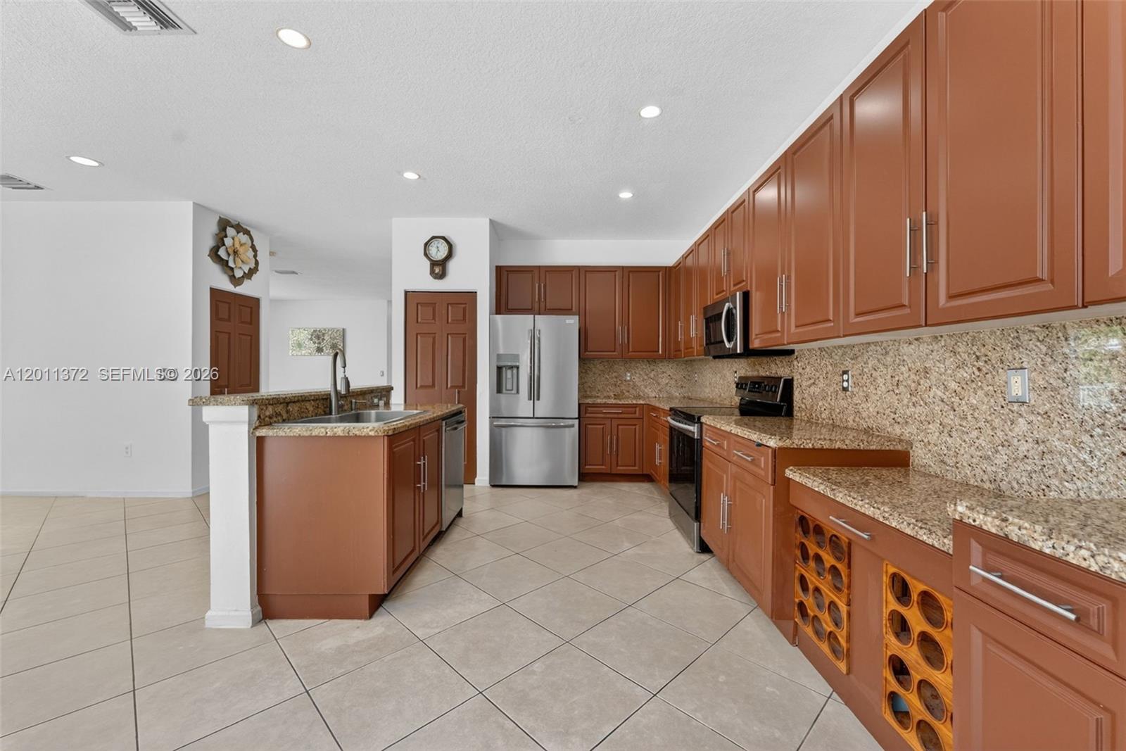 NORTH 29 ASSOC - Residential