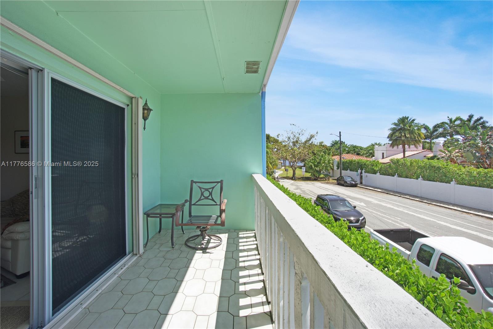 FOUR TWENTY ONE CONDO - Residential