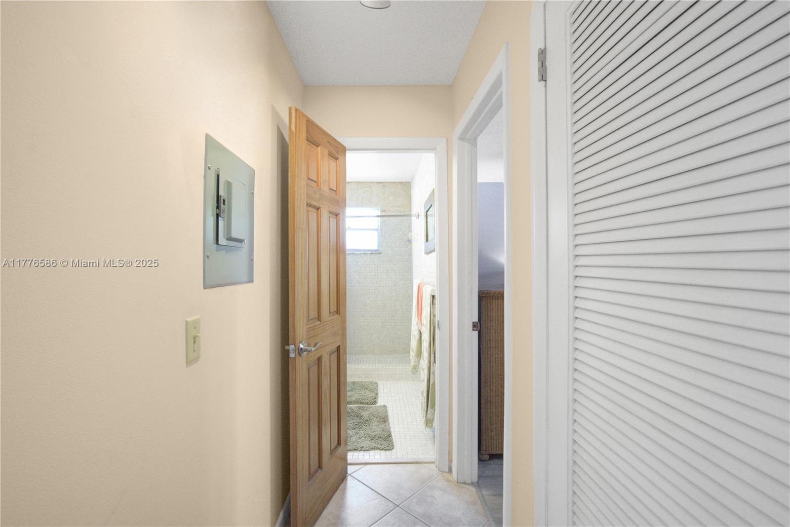 FOUR TWENTY ONE CONDO - Residential