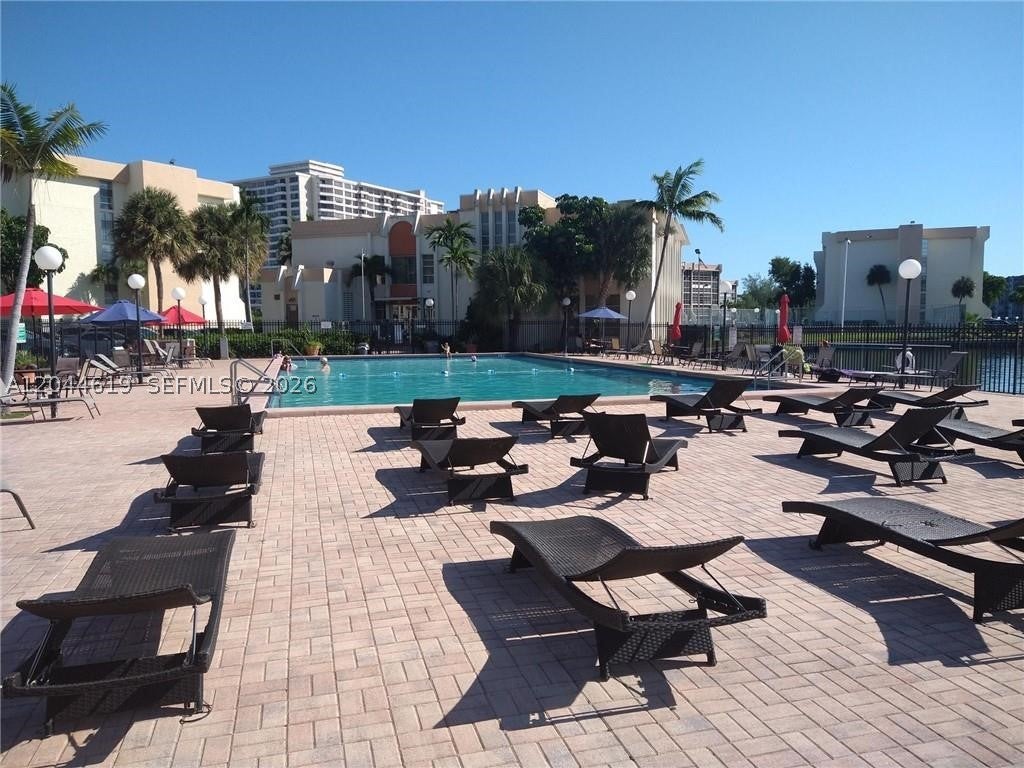 601 Three Islands Blvd 517