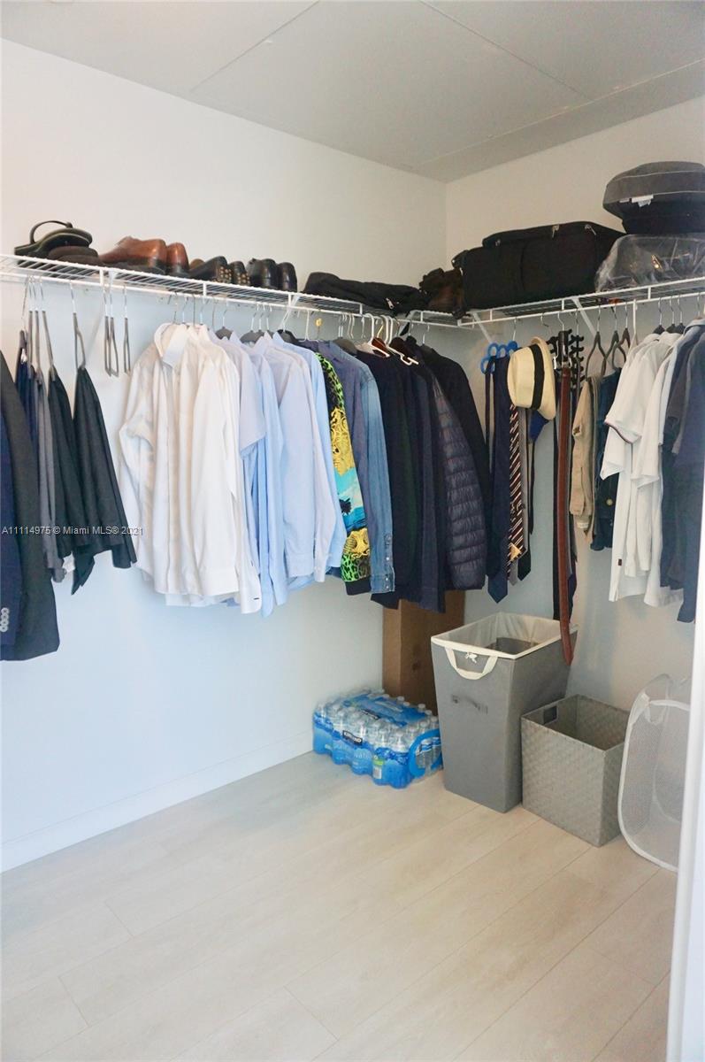 THE CRIMSON CONDOMINIUM - Residential