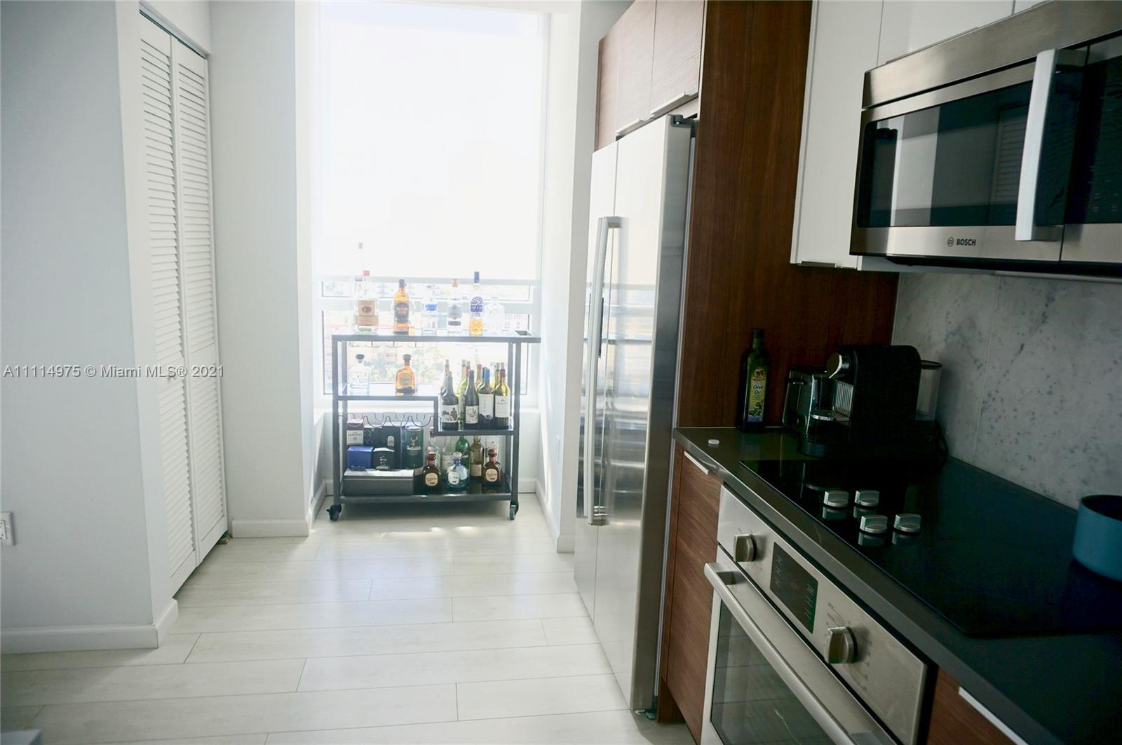 THE CRIMSON CONDOMINIUM - Residential