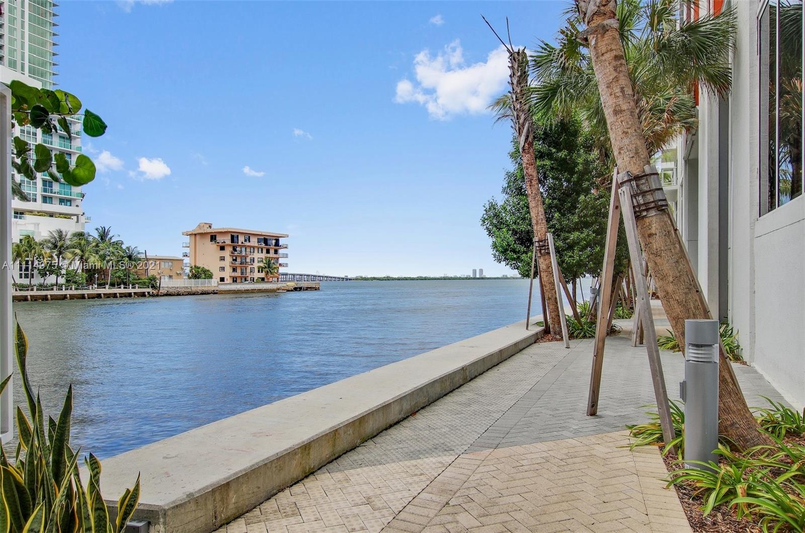 THE CRIMSON CONDOMINIUM - Residential