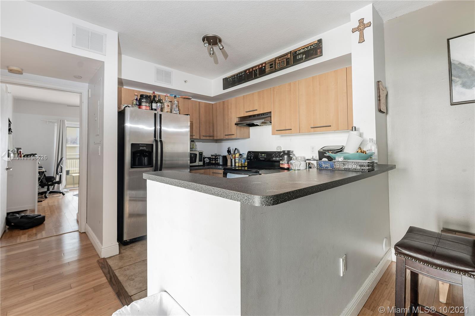 BAHIA BISCAYNE CONDO - Residential