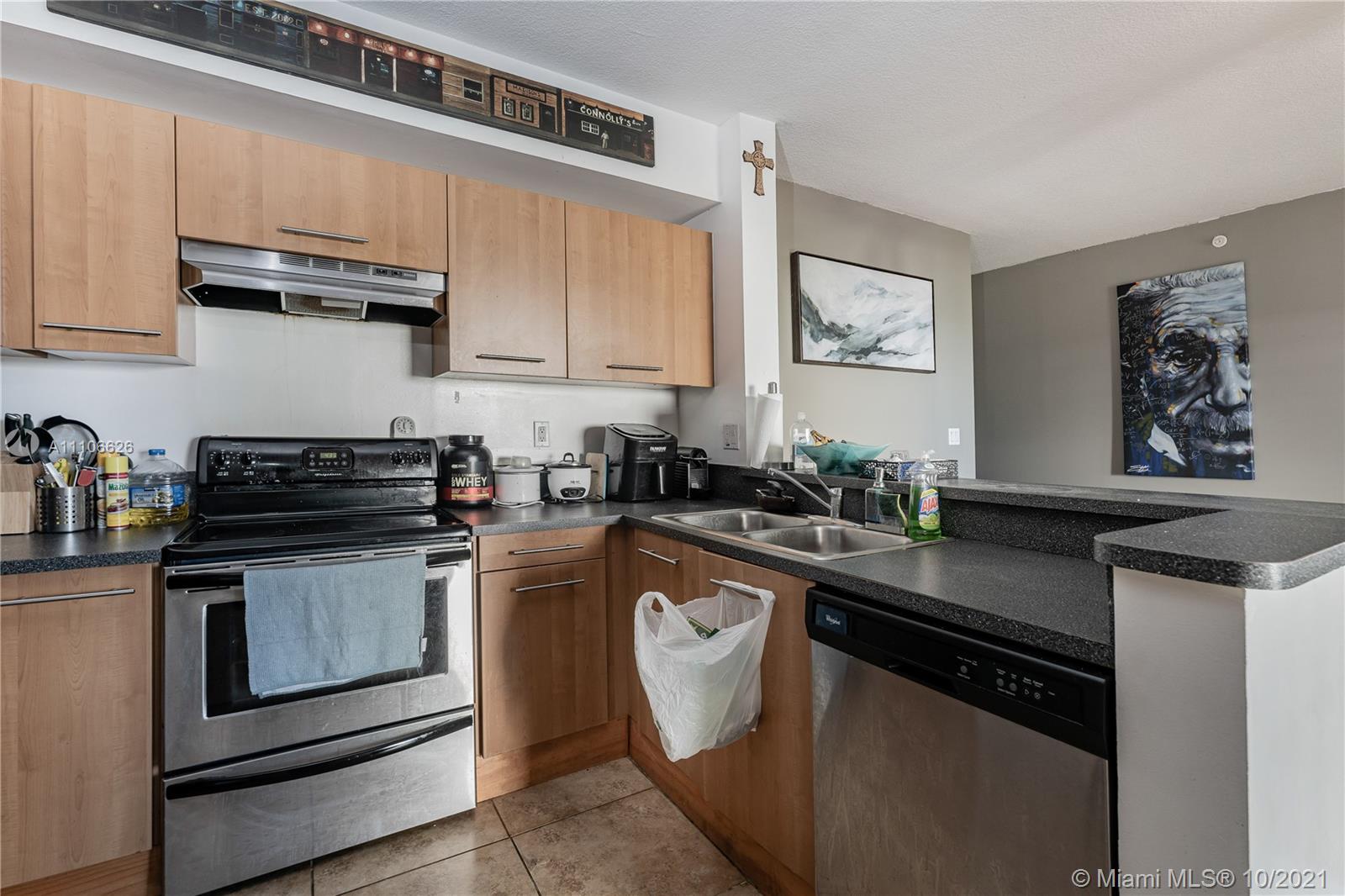 BAHIA BISCAYNE CONDO - Residential