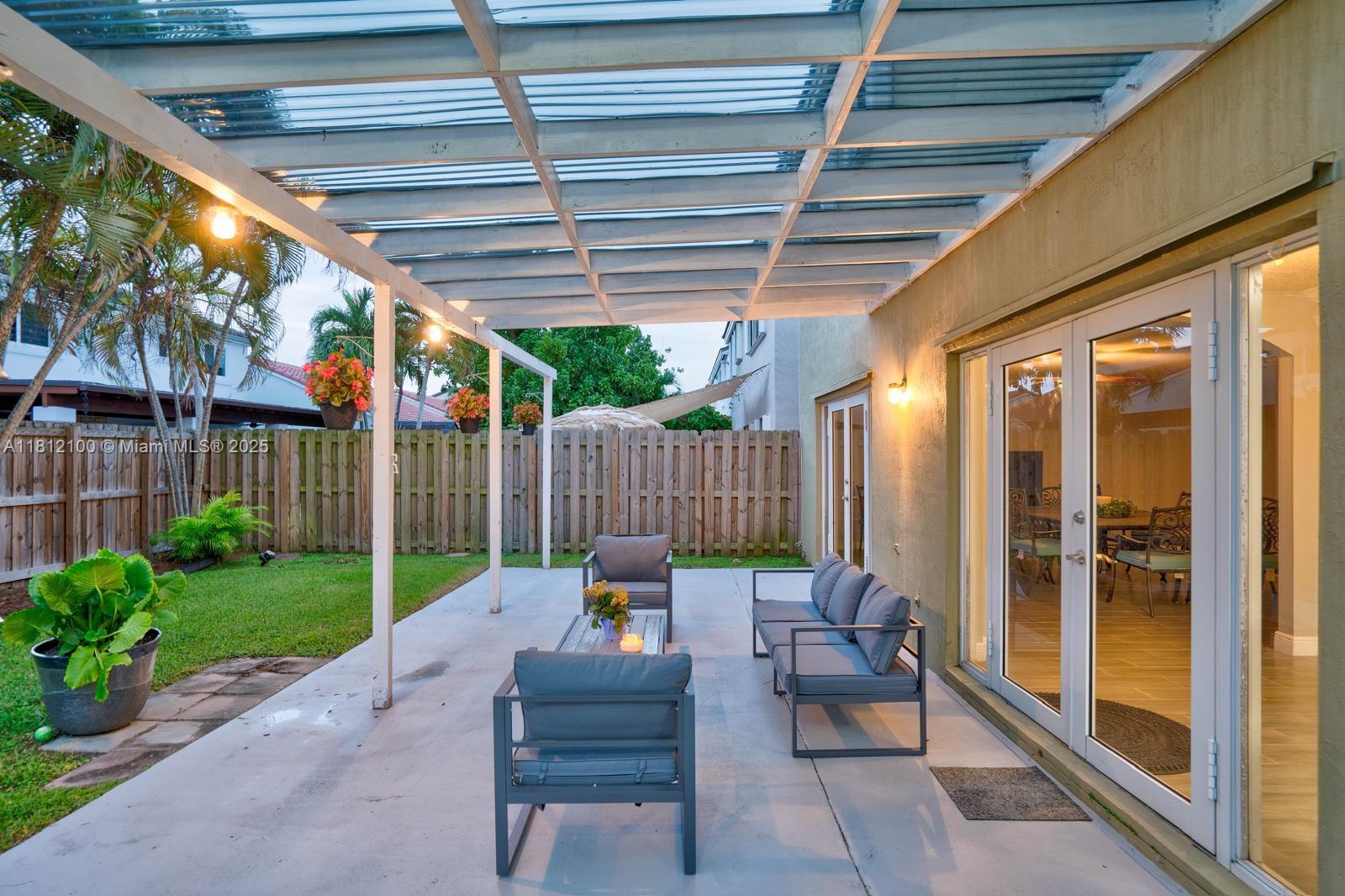 WEITZER LAGO MAR HOMES - Residential