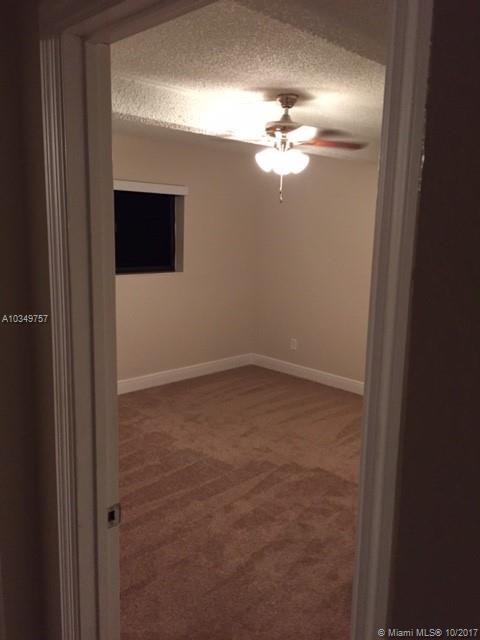 VILLAGE TOWNHOUSE POMPANO - Residential Lease