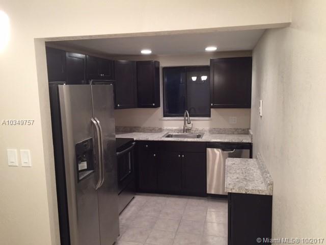 VILLAGE TOWNHOUSE POMPANO - Residential Lease