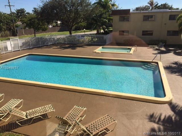 VILLAGE TOWNHOUSE POMPANO - Residential Lease