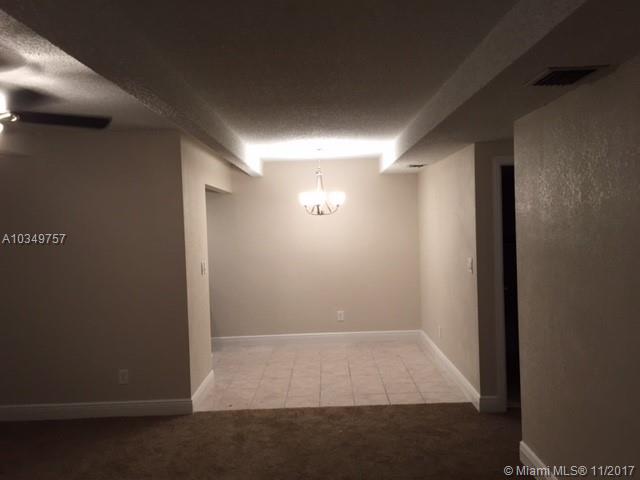 VILLAGE TOWNHOUSE POMPANO - Residential Lease