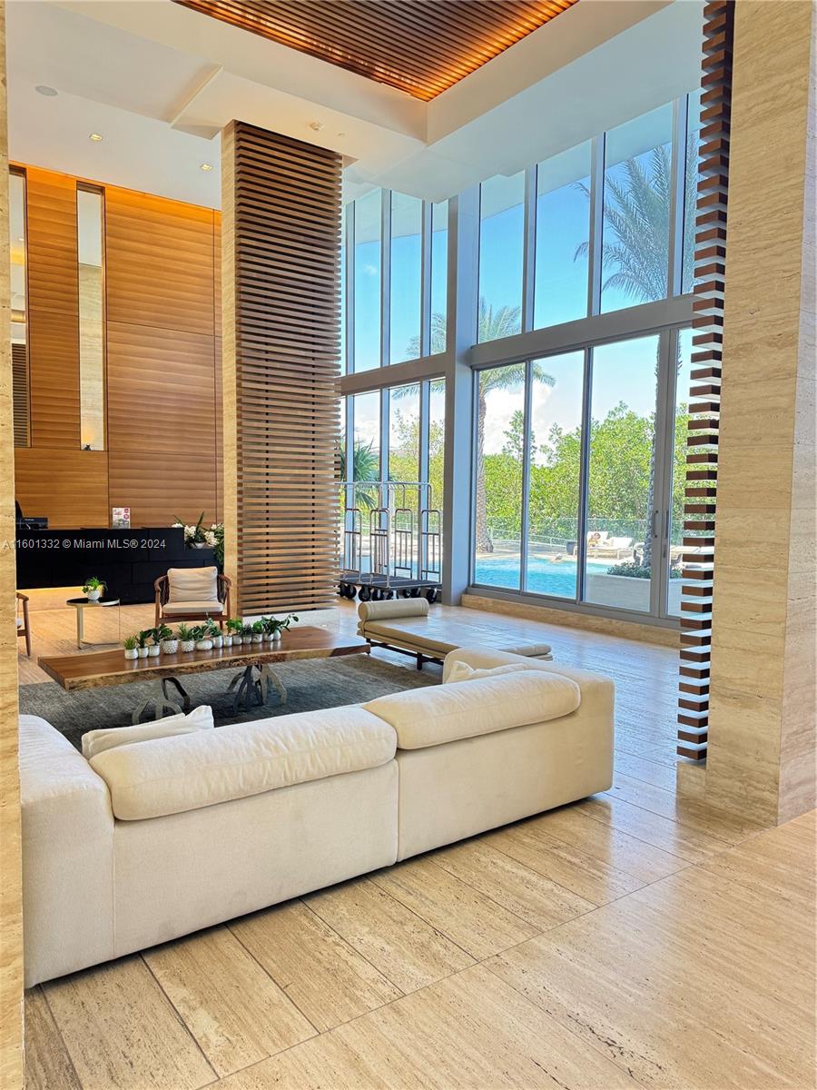THE HARBOUR CONDO - Residential