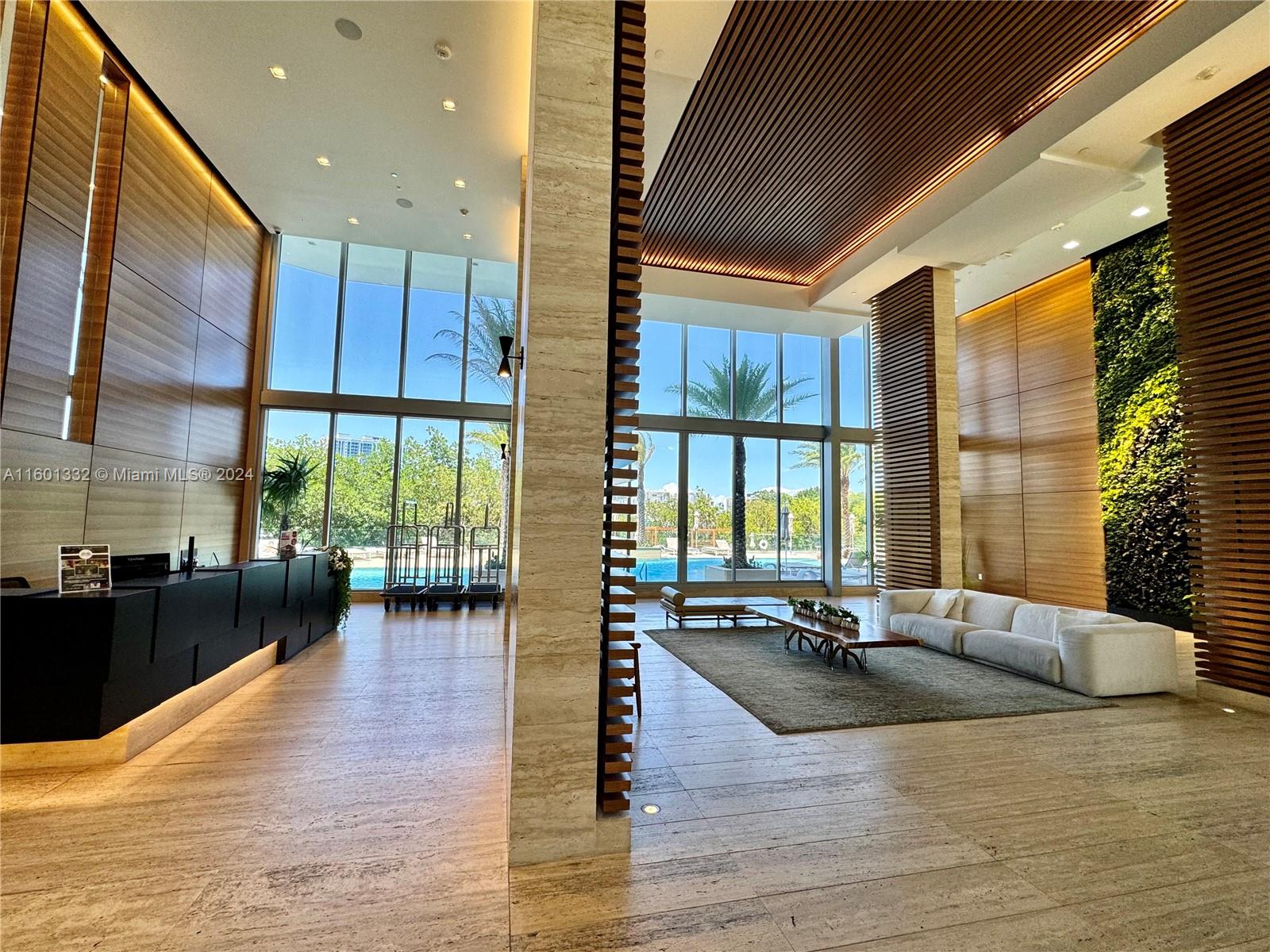 THE HARBOUR CONDO - Residential