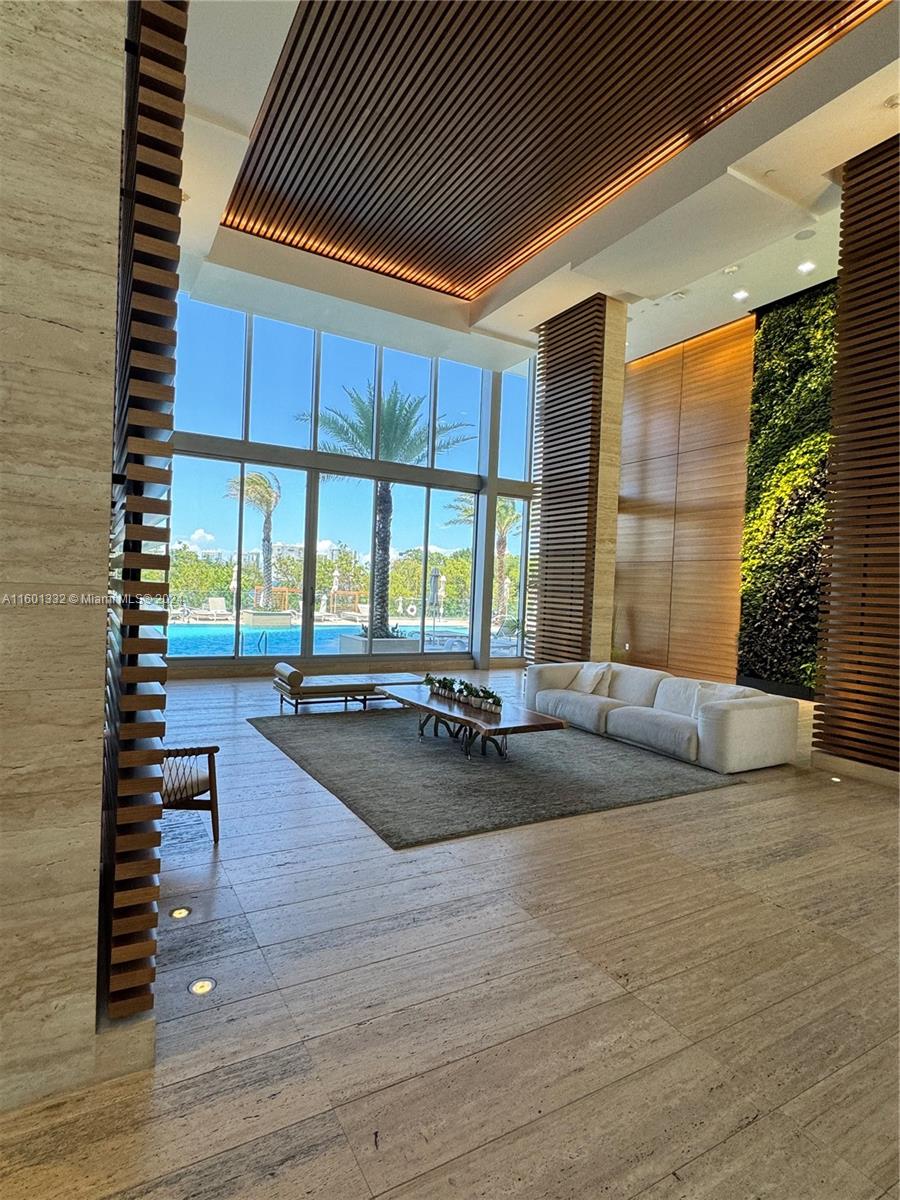 THE HARBOUR CONDO - Residential