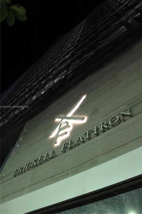 1000 Brickell Plz 1906 Miami FL 33131