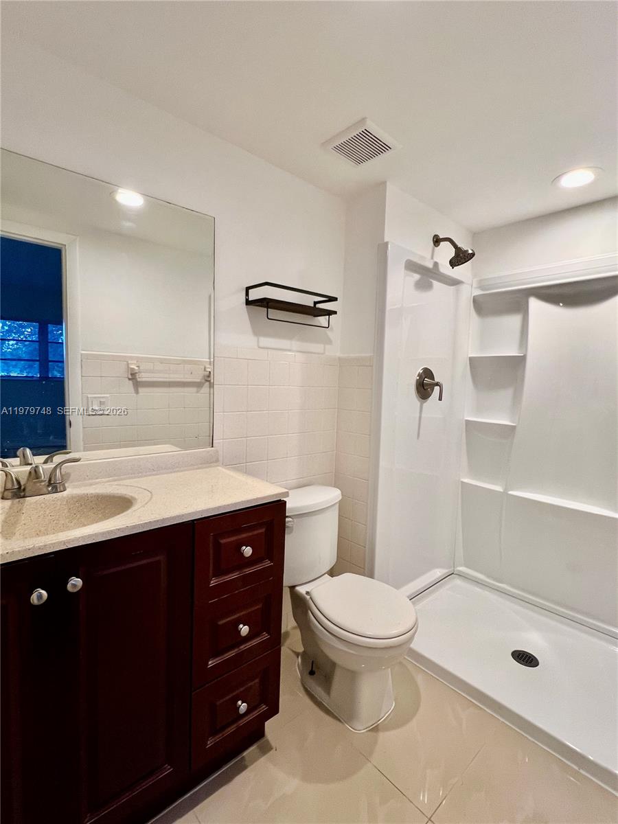 CLAREMONT PLACE CONDO - Residential