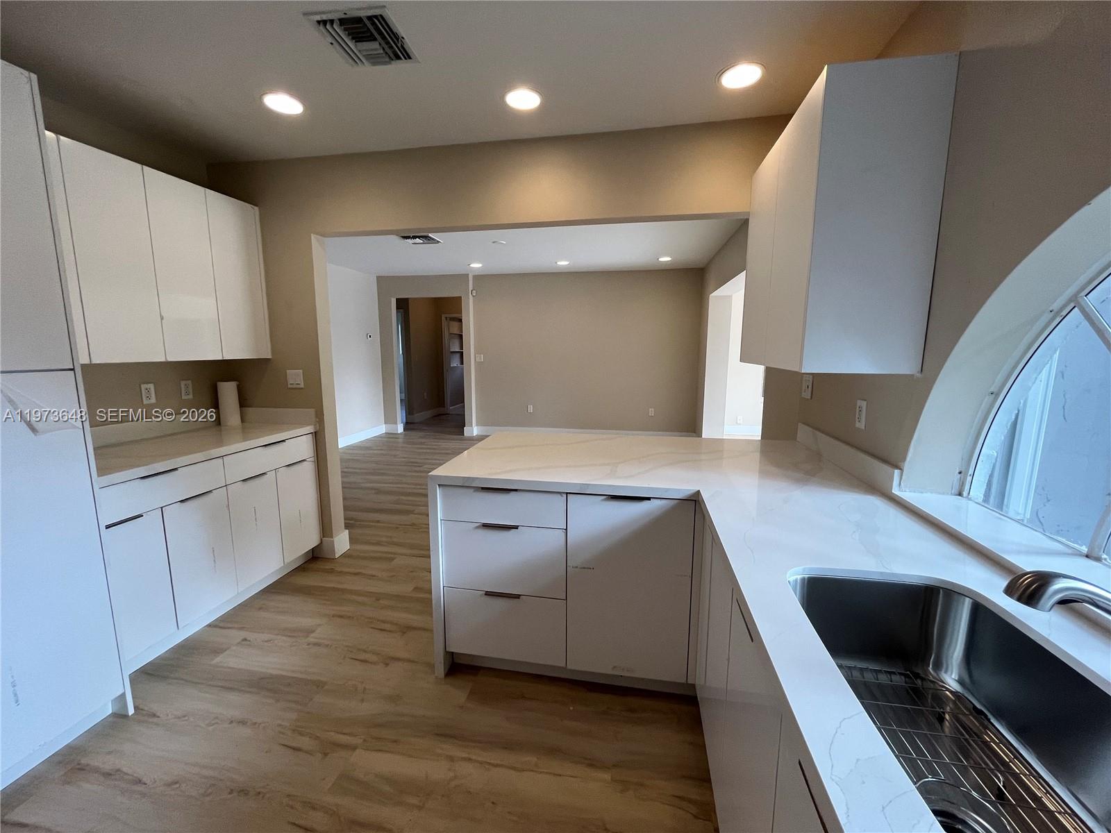 MOOREA HEIGHTS REPLAT - Residential