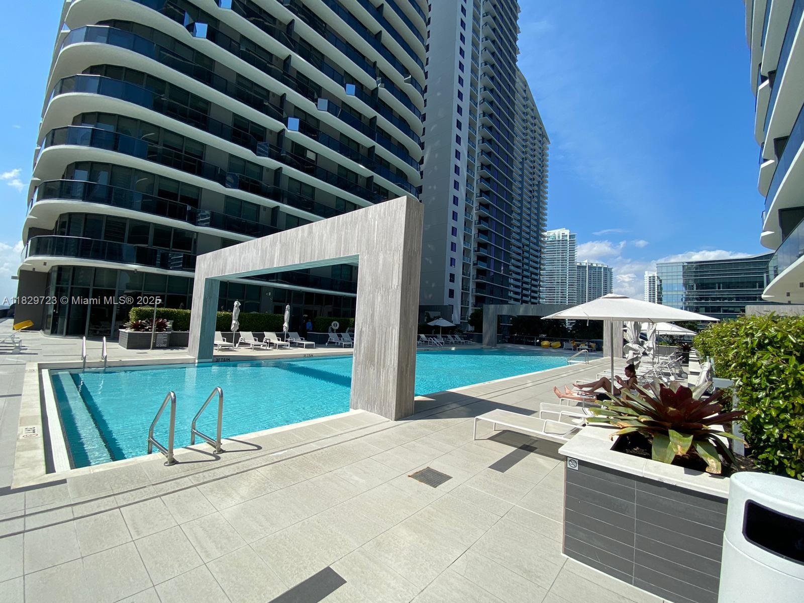 BRICKELL HEIGHTS EAST CON - Residential Lease