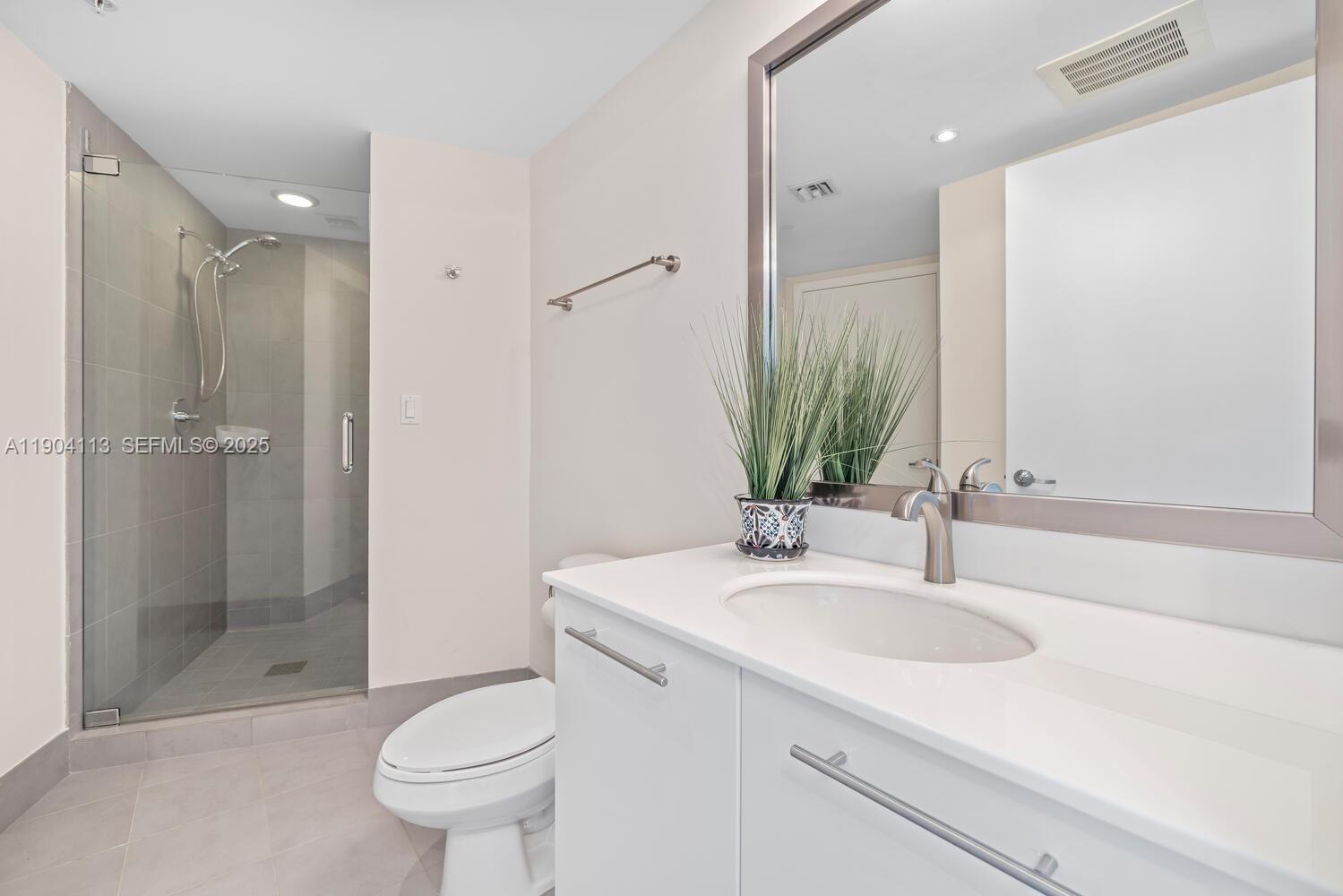 Mint Condominium - Residential