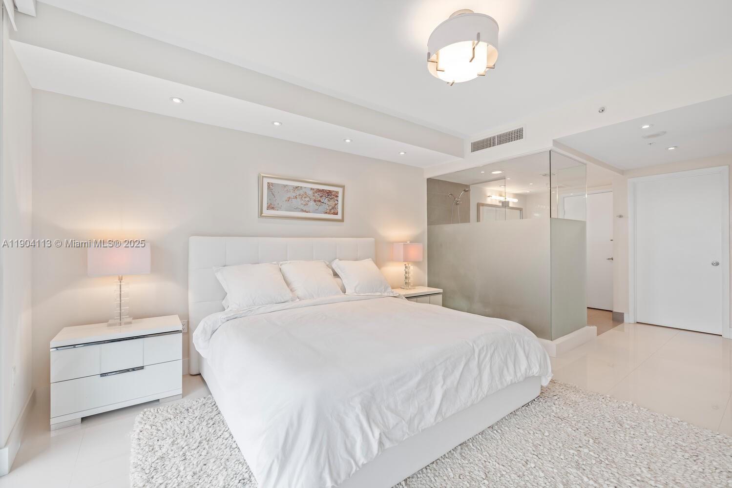 Mint Condominium - Residential