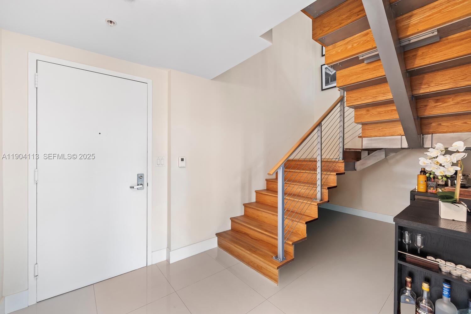 Mint Condominium - Residential