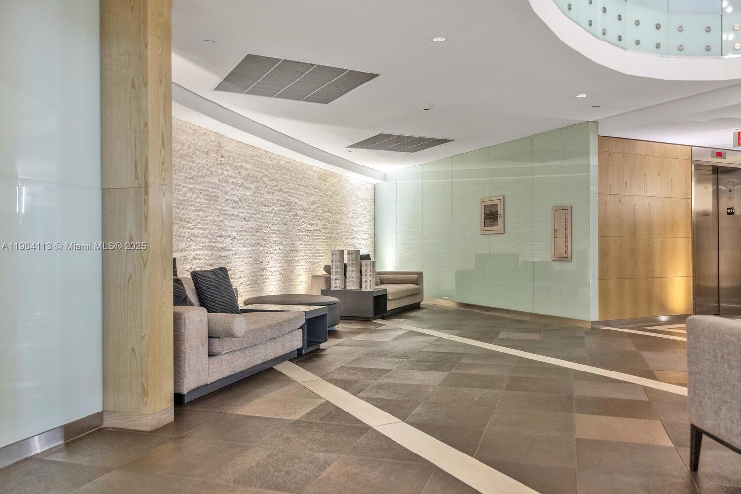 Mint Condominium - Residential