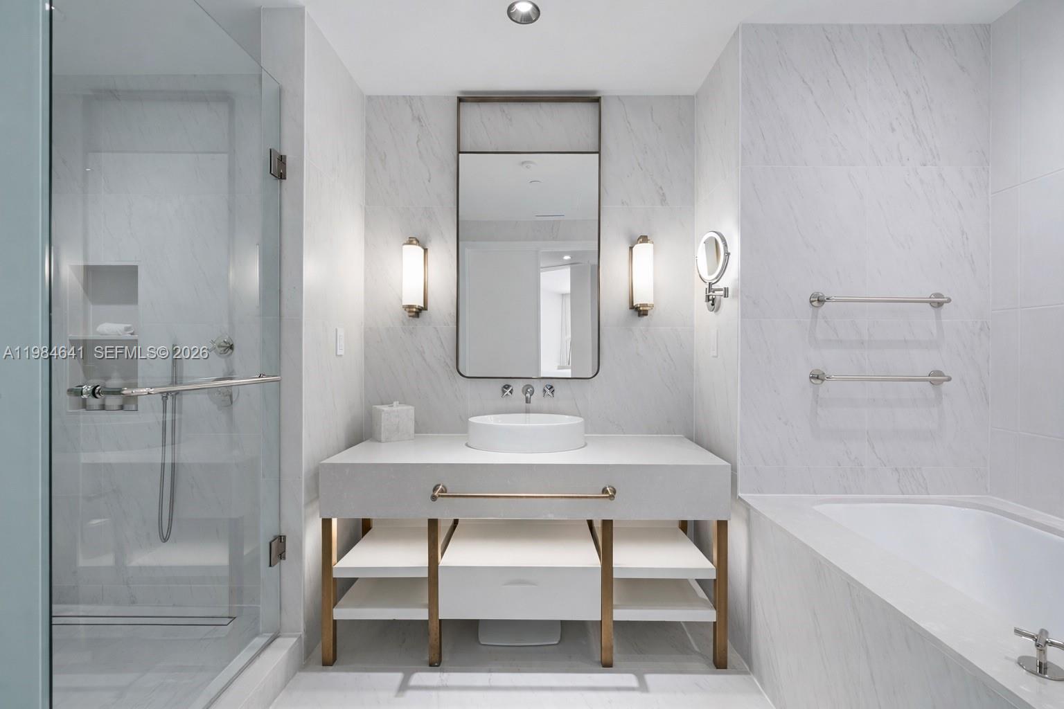 Four Seasons - Residential