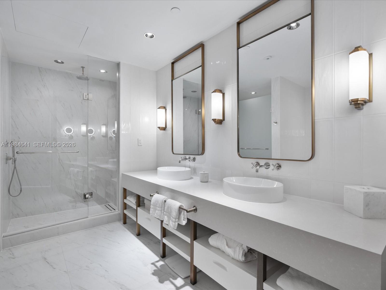 Four Seasons - Residential