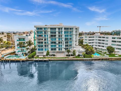 9821 E Bay Harbor Dr 302 Bay Harbor Islands FL 33154