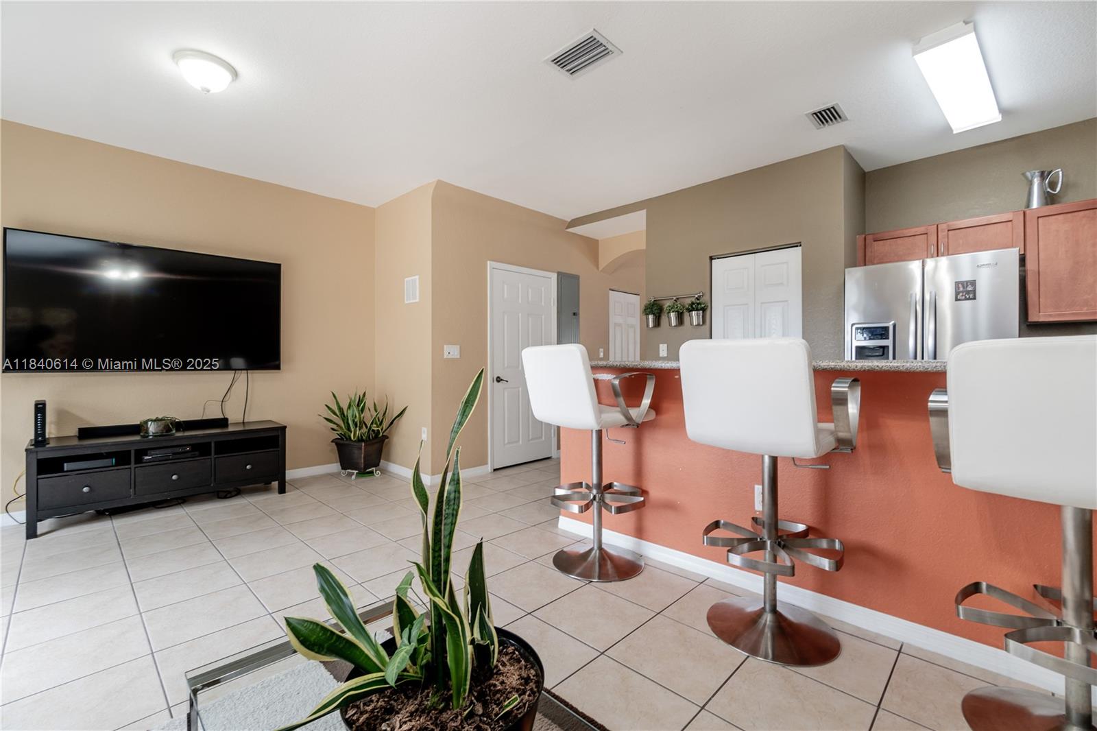 LAS TERRAZAS AT VIZCAYA C - Residential