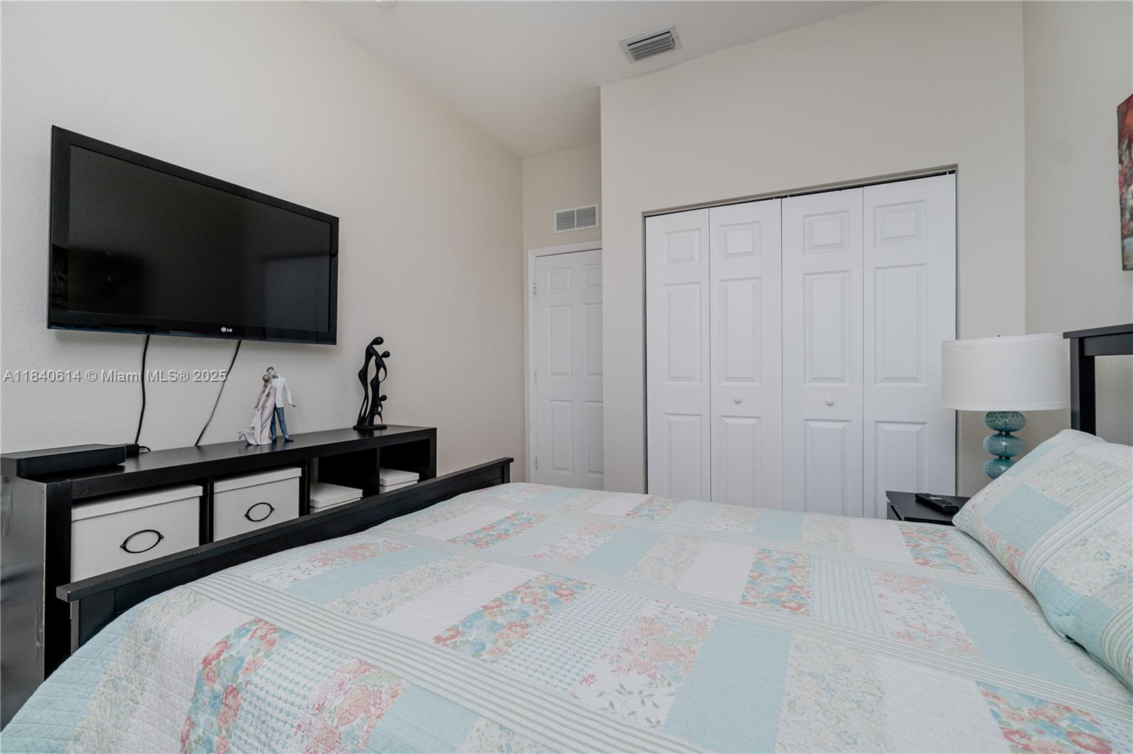 LAS TERRAZAS AT VIZCAYA C - Residential