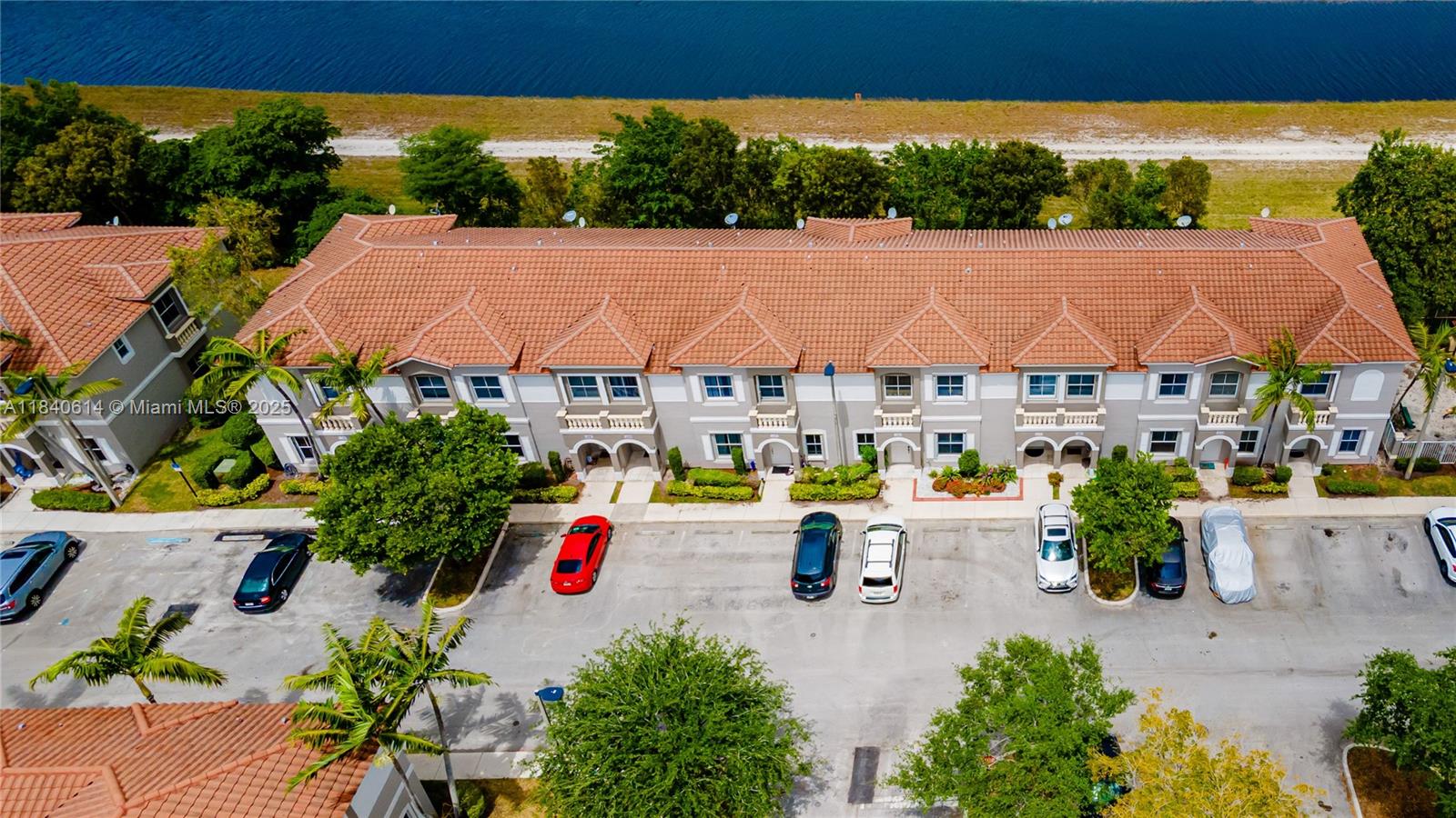 UPDATED TOWNHOUSE IN THE COMMUNITY OF VIZCAYA. TILE FLOORING THROUGHOUT THE ENTIRE FIRST FLOOR. THE LIVING AND DINING ROOMS ARE CONNECTED. THE KITCHEN WITH SS APPLIANCES HAS AN OPEN CONCEPT THAT CONNECTS TO THE FAMILY ROOM. THE UNIT HAS LOTS OF NATURAL LIGHT. THE SECOND FLOOR HAS TILE THROUGH AND BOTH BATHROOMS ARE UPDATED WITH GLASS SHOWER DOORS. THE MASTER IS OVERSIZED WITH A WALK-IN CLOSET. THE UNIT COMES WITH 2 PARKING SPOTS IN FRONTT OF THE UNIT. VIZCAYA IS A GATED COMMUNITY.