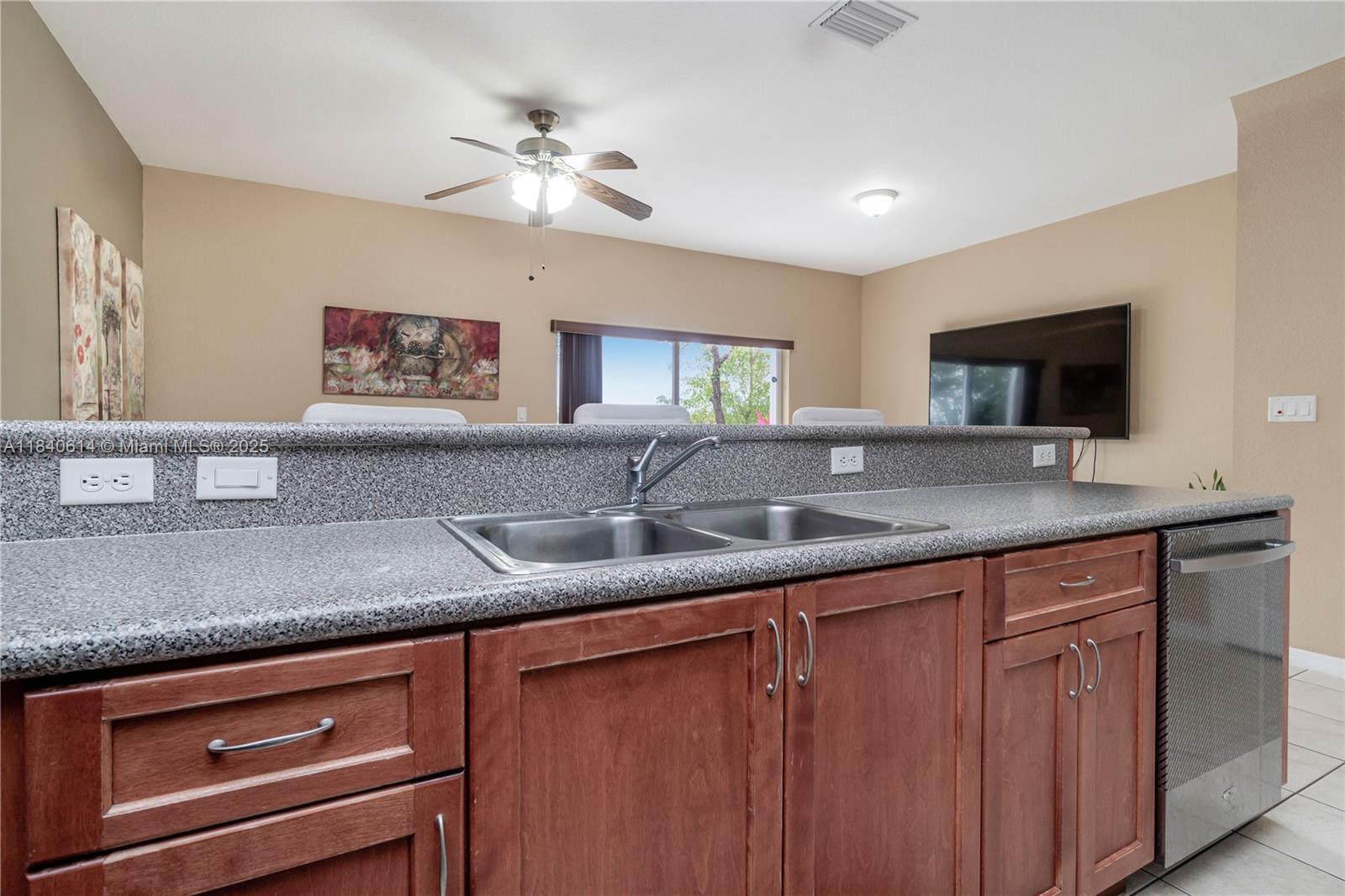 LAS TERRAZAS AT VIZCAYA C - Residential